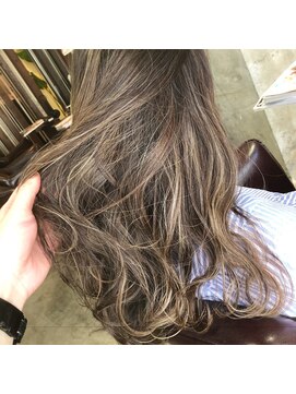 キー(kｅｙ) W3Dカラーアッシュベージュ