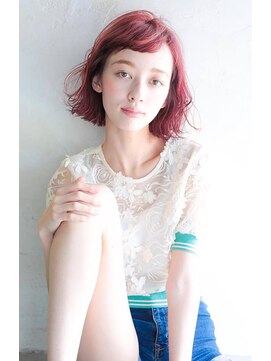 ヘアメイク シュシュ(Hair make chou chou) モードヴェールウェーブ切りっぱなしボブ【chou-chou 北林夏実】