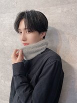 シン(syn)&nbsp;前髪長めマッシュ センターパート