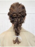 似合う小顔ヘアアレンジ♪二次会ブライダル花嫁