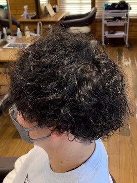 イロヘア アンジョウ(ilo.hair anjo) 波強め波巻きパーマ