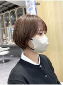上品な柔らかショートボブ