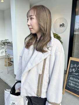 イト(itO.) ミルクティーベージュ