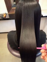 OHI 赤羽店 【ダークアッシュ】暗めの髪色でも抜け感があり◎ 赤羽美容室