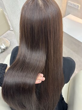 エス(Ess) 美髪/ワイドバング/ホワイトブロンド[髪質改善/ヘアセット/大宮]