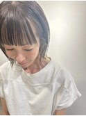 40代大人顔まわりインナーカラー白髪ぼかし軽めミディアム