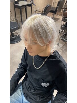 セレーネヘアー オオサカ 心斎橋店(Selene hair OSAKA) メンズホワイトカラー