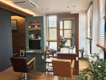 ビルズ ヘアメイク(Bills hair make)の写真/【栃木市】少人数制のプライベート空間が魅力。自分自身を大切にする時間をお過ごしいただけます。