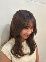 ファルベ(Farbe) 黒髪/オリーブグレー/小顔/ココアベージュ