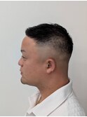 短髪スタイル　スキンフェード