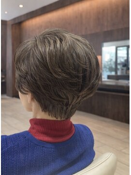 アース 辻堂店(HAIR & MAKE EARTH) 柔らかい質感ショート