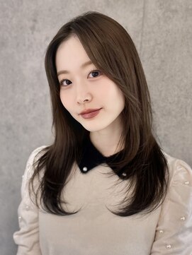 エアー 青山(AIR) 透明感カラーアッシュグレージュレイヤーカット学割