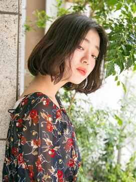 ルティア(Lutia) グレージュカラー×ひし形シルエットお手入れ楽チン☆Lutia