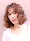 思わず触りたくなるモテ髪ボブカットベージュカラー