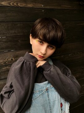 カゼ ダイカンヤマ Kaze DAIKANYAMA イングリッシュ　ラウンドショートマッシュ