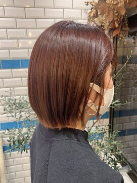 シー バイ ロンド 新宿(Sea by Lond) 20代オシャレ女子おススメ！チェリーレッド×ミニボブ