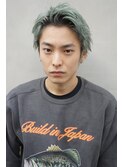 ミントグリーン