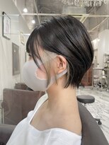 ナイン 麻布十番(NINE)&nbsp;インナーカラーの大人ショート♪