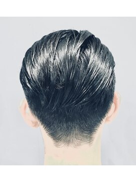 ベシドゥーズ(Besixdouze) バーバースタイルオールバック
