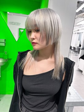 キバ(kva) ▽□□▽ホワイトシルバー