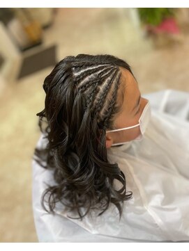 モアナ(Moana) コーンロウ