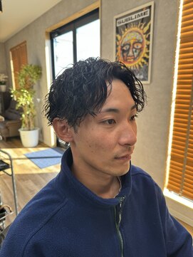 バーバーエイオーエイト(Barber 808) ツイストスパイラル