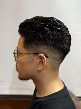 ヘアモード キクチ 銀座店 オールバックパーマ<理容室>