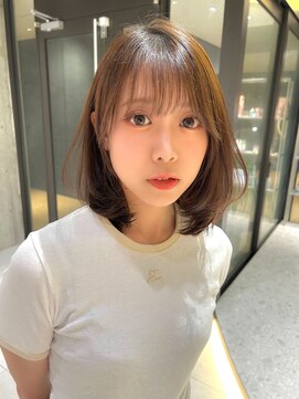 ロンド マーレ 天神大名店(Lond mare) レイヤーカット/ボブ/ベージュカラー/顔まわり