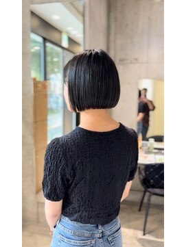 ミリ(milli Produce by ITAKURA) おさまるミニボブ