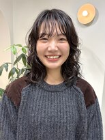 クル(k u r u)&nbsp;ふわっと大きめカールのパーマ