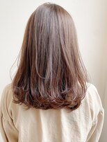 トゥーナ 表参道(tona) ミディアムレイヤー、外ハネボブ、グレージュ、脱白髪染め☆