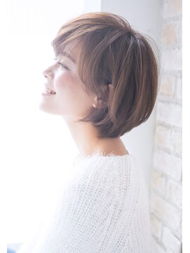 ボニークチュール(BONNY COUTURE) お手入れ簡単♪こなれ感のある大人可愛いショートボブ