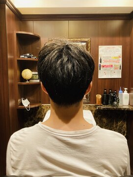 ヒロギンザ 田町店(HIRO GINZA) 前下がりセンターパートヘア/ヒロ銀座/田町/品川/床屋／理容室