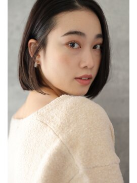 イーゴ(i-go) ぱっつんボブ