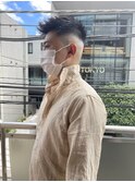 フェードカット　スキンフェード　バーバースタイル　hiro