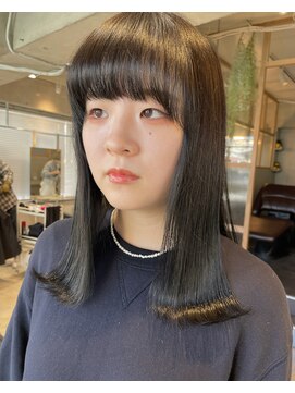 エンシー(ENCI) ワイドバング黒髪ストレート