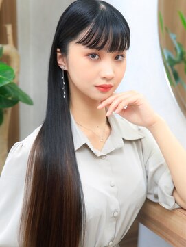 ララルーモ(LaＬaｒＯomo) 大人のロングヘア×Aujuaで作る艶ヘア