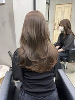 アメリ 新宿(Ameri)&nbsp;レイヤーカット　オリーブベージュ