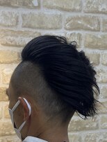 スリーエス プラス&nbsp;男らしさあふれるリーゼント風モヒカン