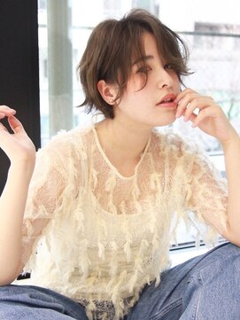 エムスラッシュ センター南(M.SLASH) ■アッシュベージュ外ハネ束感ショートM.SLASHセンター南18-21★