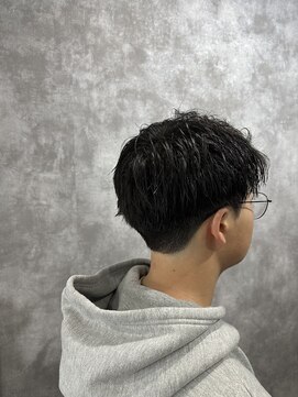 スピン 本八幡(SPIN) ベリーショート/ダークアッシュ/ニュアンスパーマ/韓国マッシュ