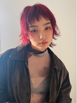 トゥコ(tuco) ウルフ　バイオレットカラー　ブリーチ　レイヤーカット