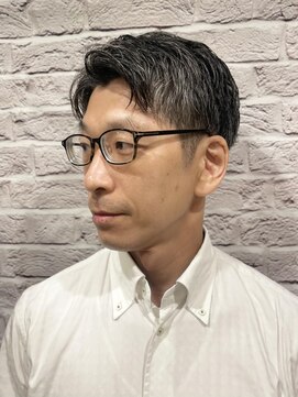 グレイスフル バーバープラチナム 六本木店(Graceful Barber platinum) 清潔感のあるツーブロックナチュラルショート