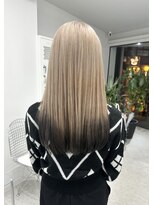 シック(CHIC)&nbsp;レイヤーカット/ロングレイヤー/グラデーションカラー/裾カラー
