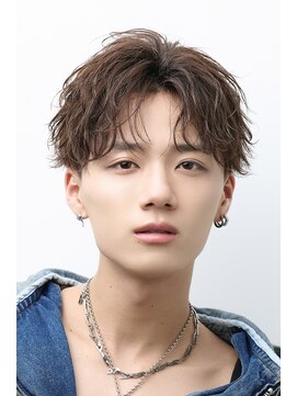 アイトーキョー 池袋(AI TOKYO) 緩め波巻きマッシュ