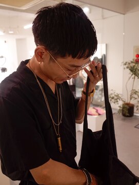 レフ(LEF) フリンジカット/短髪/刈り上げ/テクノ