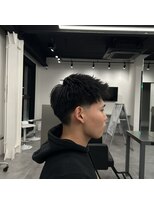 ノイセル 心斎橋(Noisyle)&nbsp;スパイラルパーマフェードカット刈り上げセンターパートS