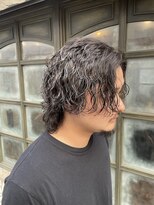 スカイ 上野(Sky)&nbsp;似合わせカットとデザインパーマで作る外国人風スペインカール