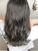 グレージュ