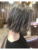 キー(kｅｙ)&nbsp;グレージュ